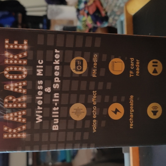 Sarina Other Wireless Bluetooth Karaoke Microphone N Built In